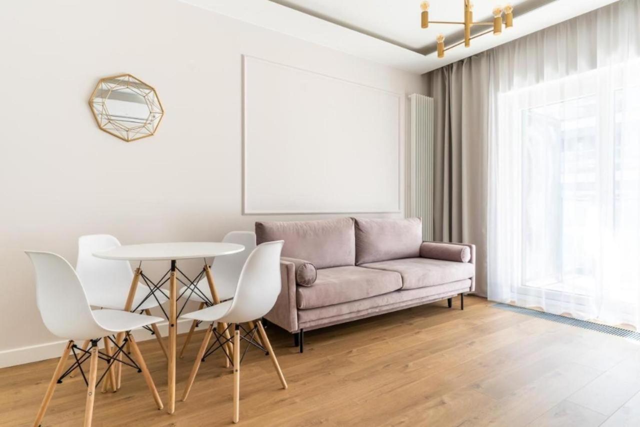 Apartament Mennica Residence - Golden Apartments - Comfortable And Stylish Varsavia Esterno foto